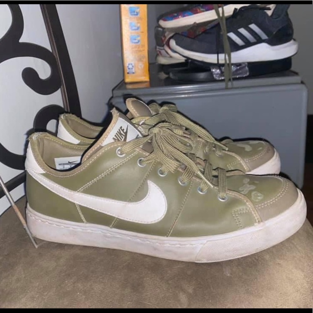Men’s Nikes